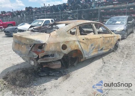 2019 Chevrolet Impala Premier из США, поврежденный, VIN 1G1105S32KU143710